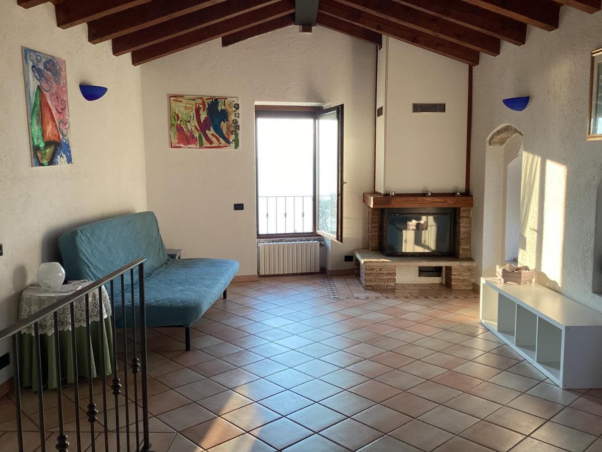 Ca Dei Casai Apartment, Lago Di Garda E Relax. Gaino Luaran gambar